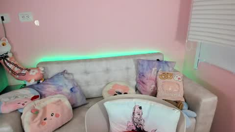 tiny_cora online show from 05.18.26