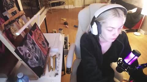 stage Kylie Sinner  brand CLITBAIT online show from 02.12.25