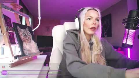 stage Kylie Sinner  brand CLITBAIT online show from 03.04.26