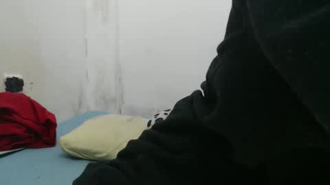 Snapshot of tinyslut66 chatting on 10.17.25 tinyslut66 online show from 10.17.25