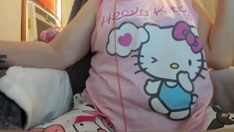 Snapshot of tinytina0069 chatting on 11.17.25 tinytina0069 online show from 11.17.25