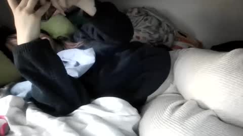 Snapshot of tinytittiexx chatting on 02.18.26 tinytittiexx online show from 02.18.26