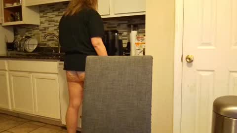 Snapshot of tinywithtiddies chatting on 10.30.25 tinywithtiddies online show from 10.30.25