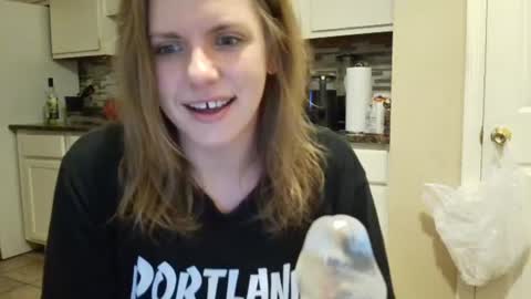 Snapshot of tinywithtiddies chatting on 11.26.25 tinywithtiddies online show from 11.26.25