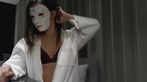 Tinks online show from 12.16.25