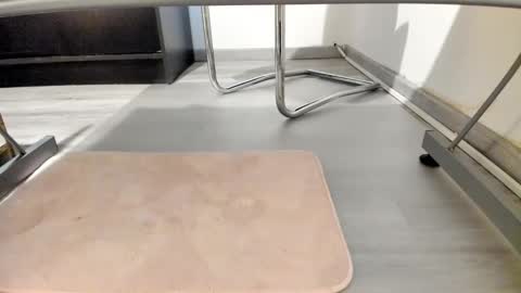 Anna online show from 12.18.24