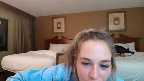 Whiskey Girl online show from 09.15.25