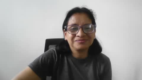 Ester online show from 10.11.25