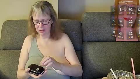 tittylandqc online show from 02.10.25