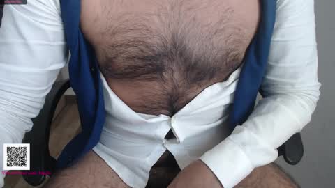 Snapshot of toaster1993 chatting on 10.13.25 Leonel online show from 10.13.25