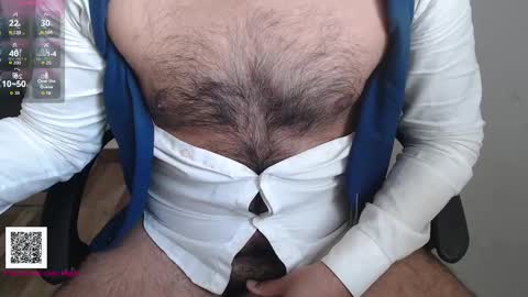 Snapshot of toaster1993 chatting on 10.14.25 Leonel online show from 10.14.25