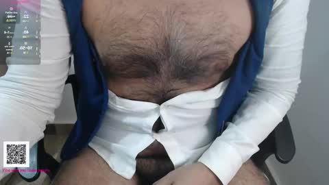 Snapshot of toaster1993 chatting on 10.14.25 Leonel online show from 10.14.25