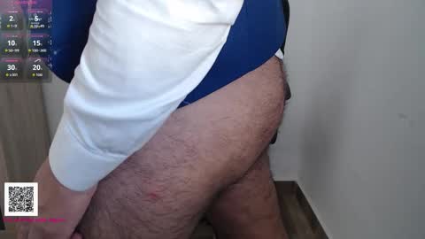 Snapshot of toaster1993 chatting on 11.26.25 Leonel online show from 11.26.25