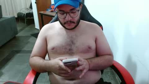 Snapshot of tobias_dimarte chatting on 09.21.25 tobias_dimarte online show from 09.21.25