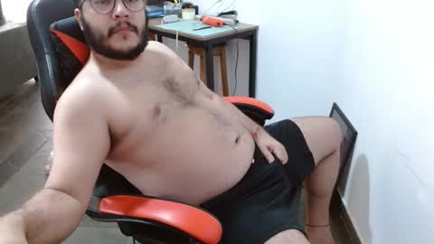 Snapshot of tobias_dimarte chatting on 10.29.25 tobias_dimarte online show from 10.29.25