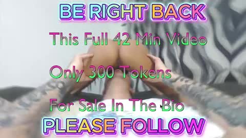 Snapshot of tod916 chatting on 11.07.25 LuckyLaura online show from 11.07.25