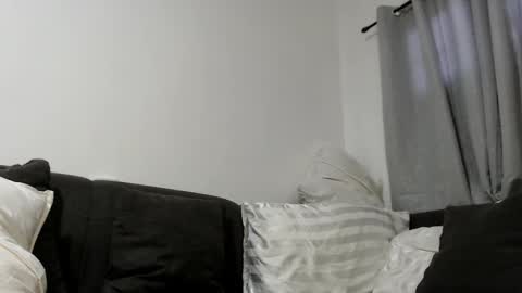 Snapshot of tod916 chatting on 11.16.25 LuckyLaura online show from 11.16.25