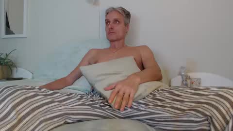 Snapshot of toffmen chatting on 12.08.24 Daniel Bisexual uncut 20cm online show from 12.08.24
