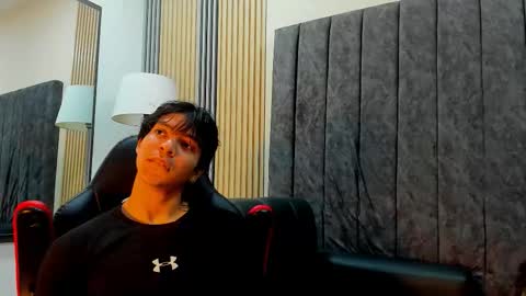 toji lee online show from 12.18.25