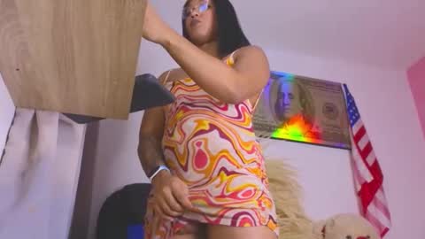 Snapshot of tokiobalkova chatting on 10.28.25 tokiobalkova online show from 10.28.25