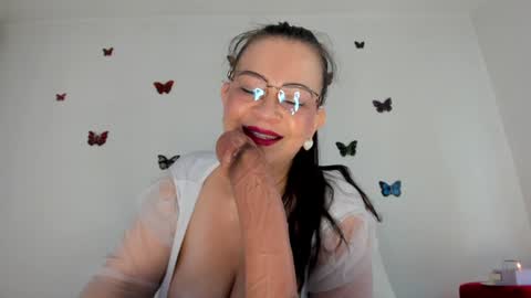 Karla Love online show from 01.24.25