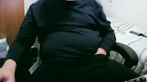 tolon408472 online show from 01.28.25