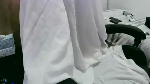 tolon408472 online show from 02.01.25