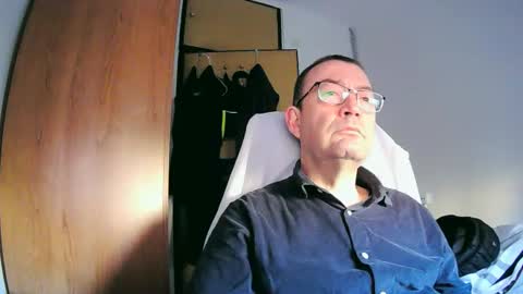 tolon408472 online show from 02.05.25