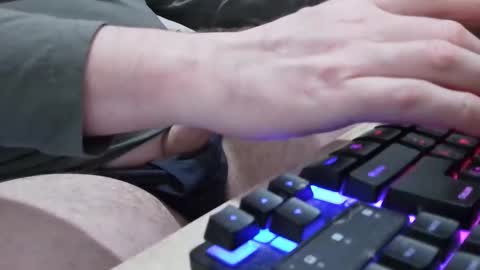 toloneo1 online show from 04.13.26