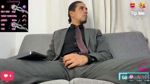 Snapshot of tom_blunt96 chatting on 02.25.26 TOM online show from 02.25.26