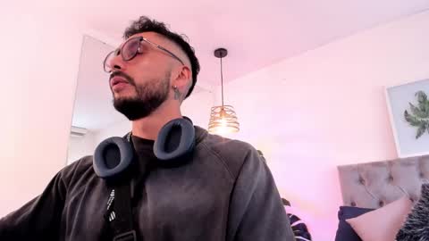 Master of pleasure online show from 11.07.25