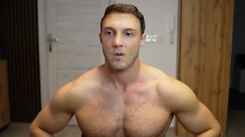 Snapshot of tom_fordd chatting on 09.13.25 Tom online show from 09.13.25