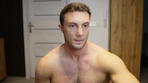 Snapshot of tom_fordd chatting on 09.14.25 Tom online show from 09.14.25