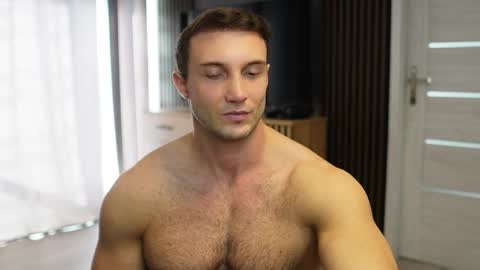 Snapshot of tom_fordd chatting on 09.25.25 Tom online show from 09.25.25