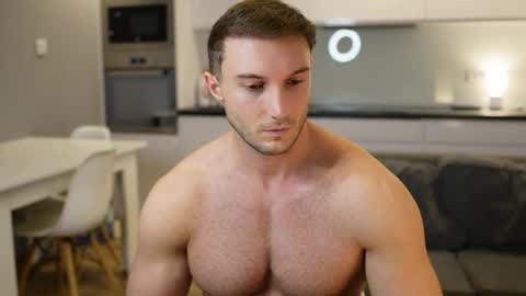 Snapshot of tom_fordd chatting on 11.18.25 Tom online show from 11.18.25