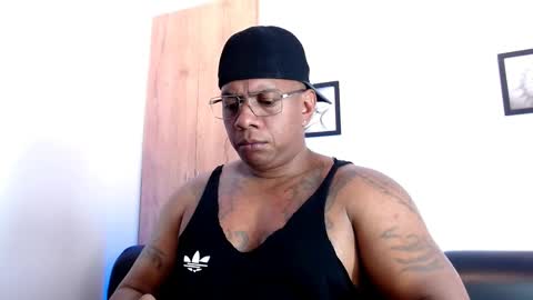 Snapshot of tom_miller chatting on 02.22.25 Tom Miller online show from 02.22.25