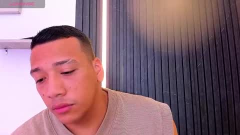 Tom muscle1 online show from 10.24.25