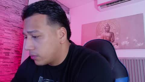 Tom muscle1 online show from 03.12.26