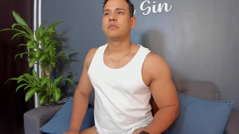 Tom Sin online show from 12.16.24