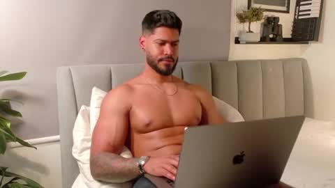 Tomas Ferrer online show from 06.24.26