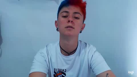 Snapshot of tomboyblue chatting on 12.17.24 Blue online show from 12.17.24