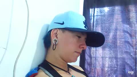Snapshot of tomboyblue chatting on 12.21.24 Blue online show from 12.21.24