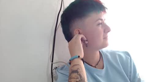 Snapshot of tomboyblue chatting on 02.23.25 Blue online show from 02.23.25