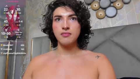 Snapshot of tomlondon_ chatting on 02.21.25 online show from 02.21.25