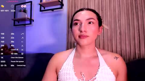 Snapshot of tomlondon_ chatting on 03.07.26 online show from 03.07.26