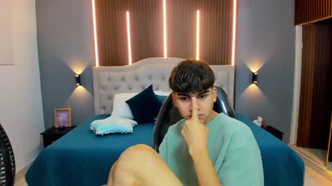 Tommy  online show from 10.07.25