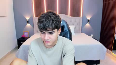 Tommy  online show from 03.10.26