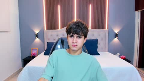 Tommy  online show from 04.09.26