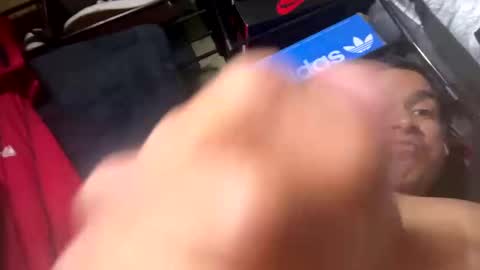 Snapshot of tommy375456 chatting on 01.27.25 tommy375456 online show from 01.27.25