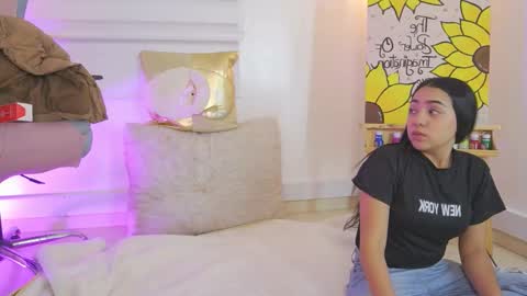 Snapshot of tommy_buttercup chatting on 12.14.25 Tommy y butter online show from 12.14.25